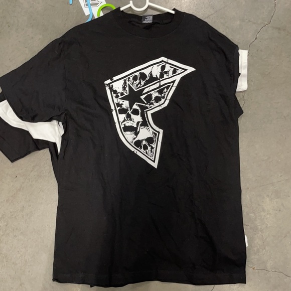 Famous Stars and Straps Bundle (6shirts) - Picture 4 of 7